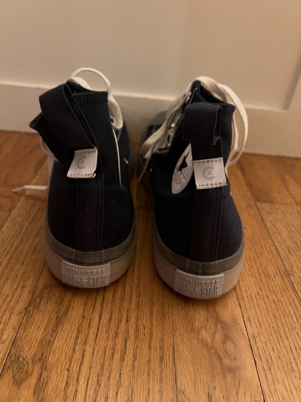 NWOT Converse Chuck Taylor High Tops - Picture 4 of 5